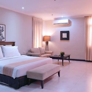 Premier Room